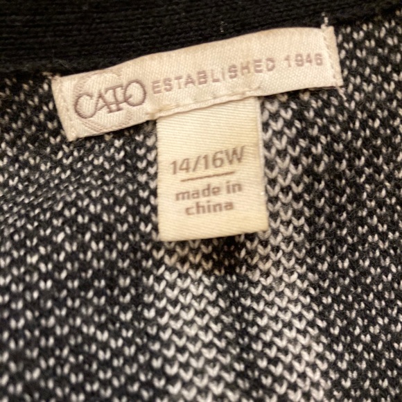 Long black/white plaid cardigan sweater/jacket - Picture 5 of 5